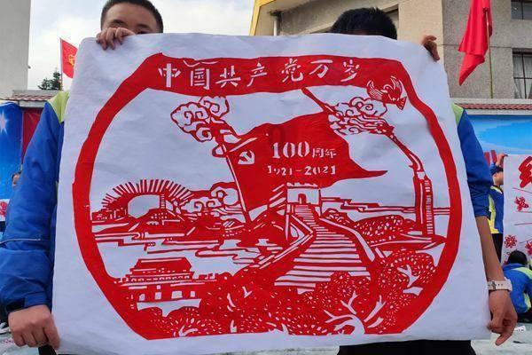 身边温暖 |马鞍村的饮水难题解决了