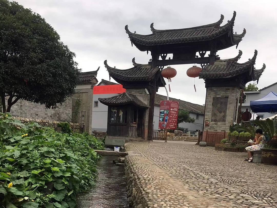 李可更新社媒晒训练照：赛季前的备战工作